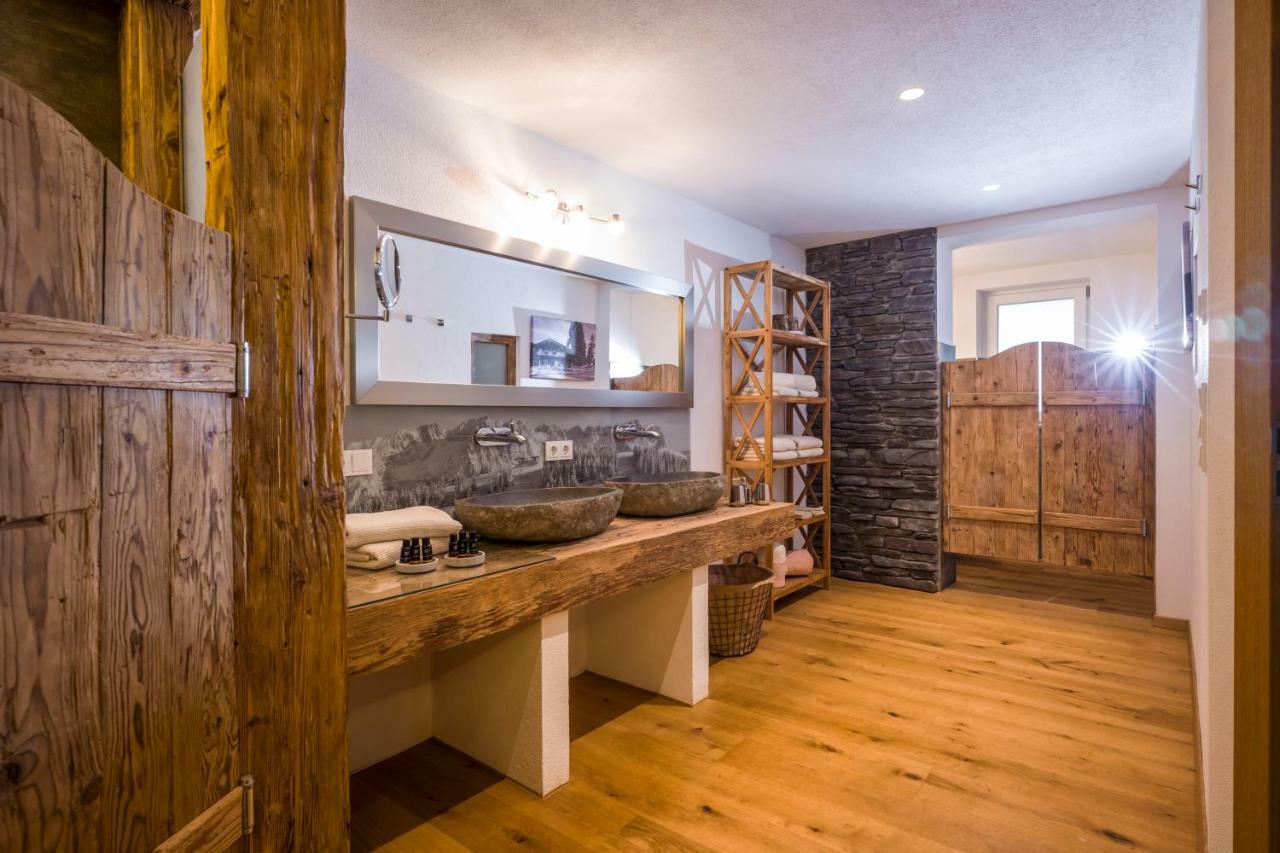 Luxus Ferienwohnung Almhuette Brixen im Thale Bagian luar foto